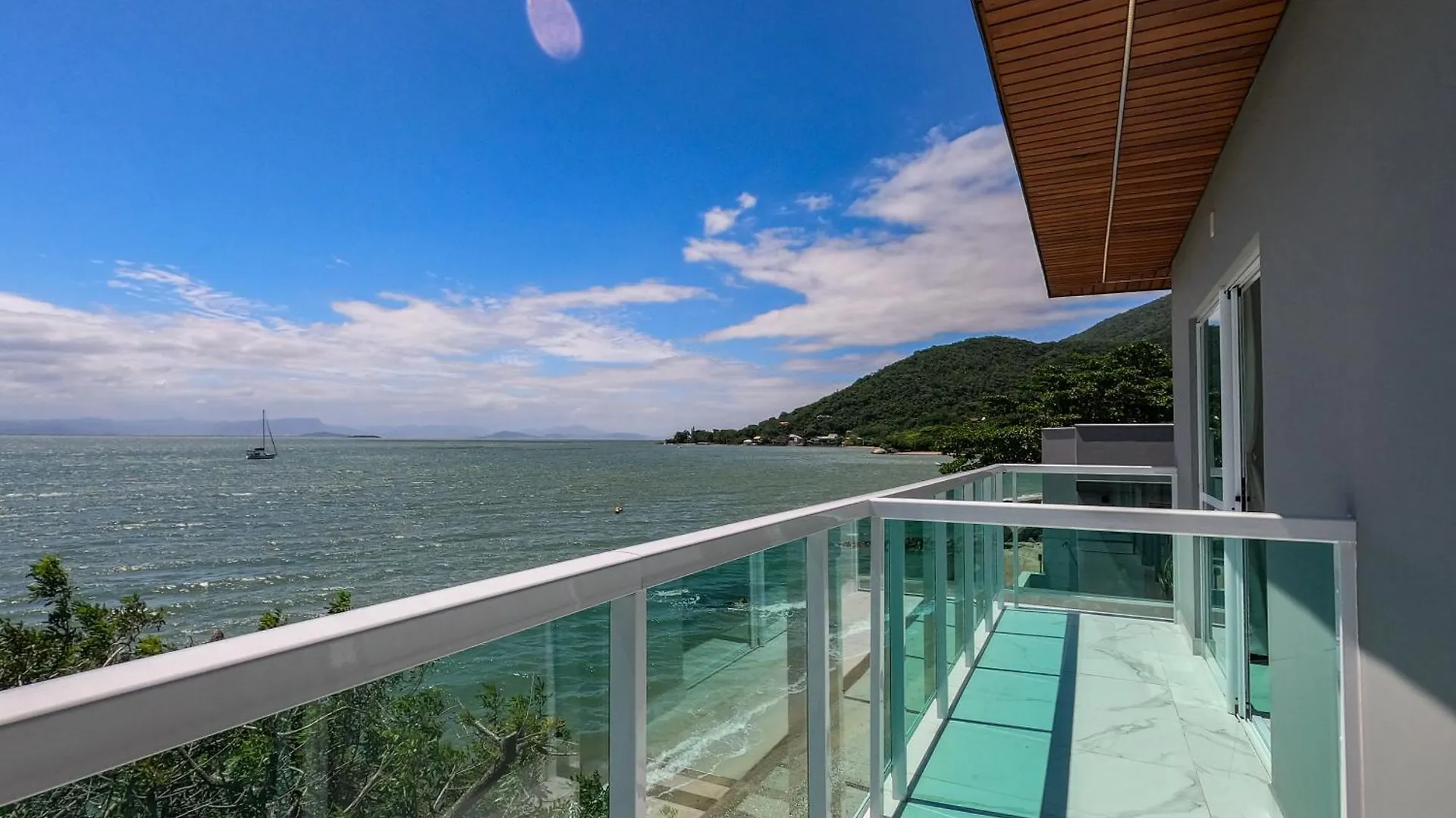 Hébergement de vacances Casa A Beira-Mar, Com Spa E Vista Deslumbrante No Ribeirao Da Ilha Em Florianópolis Brésil