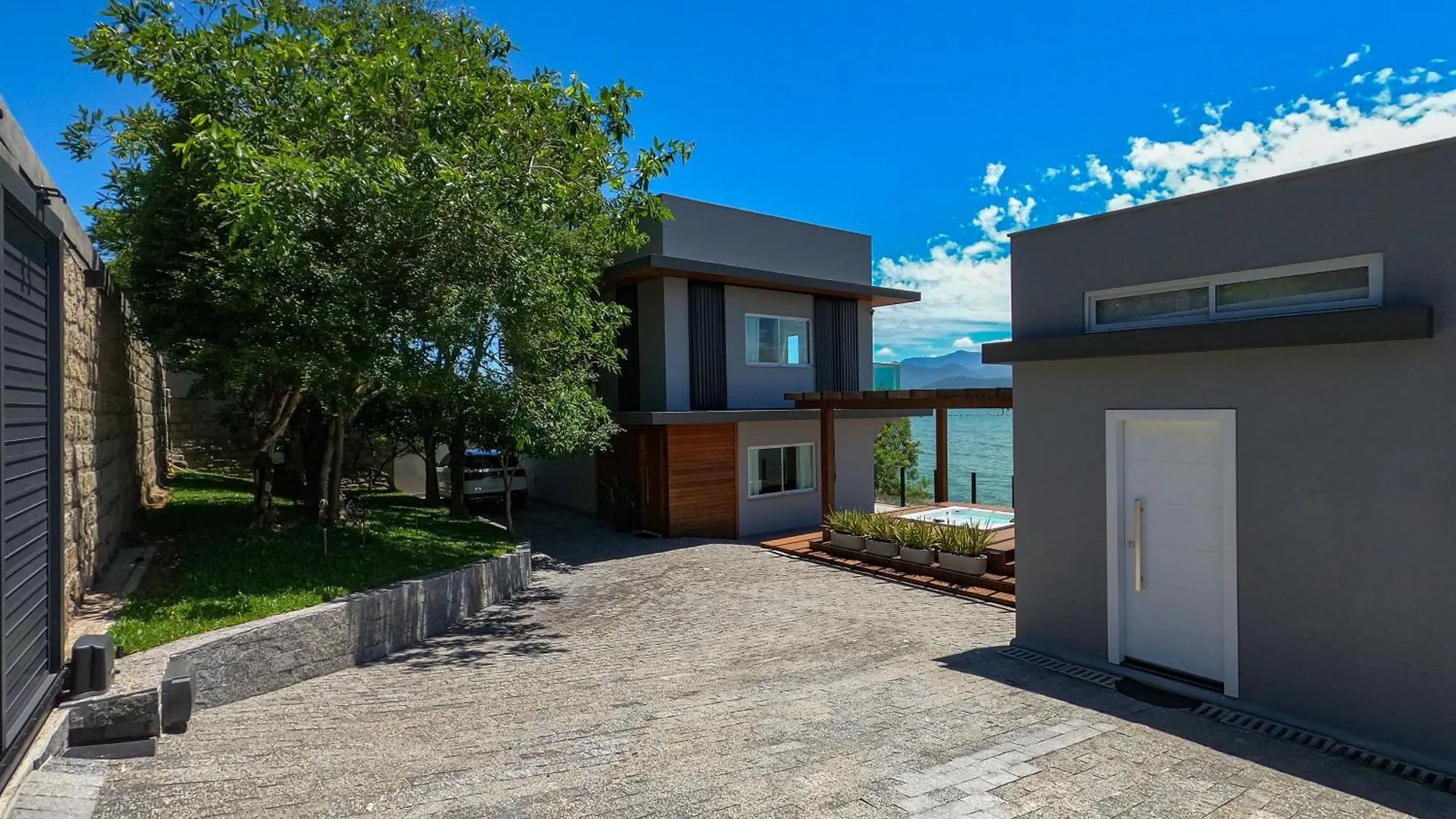 Casa A Beira-Mar, Com Spa E Vista Deslumbrante No Ribeirao Da Ilha Em Florianópolis