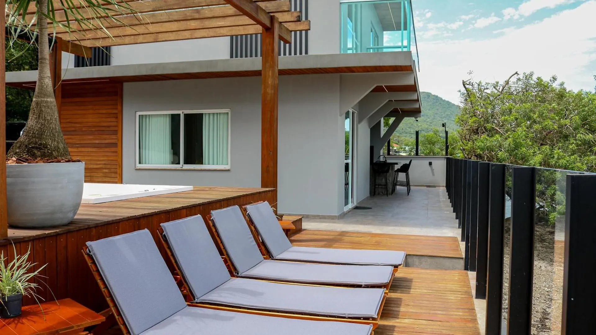 Casa A Beira-Mar, Com Spa E Vista Deslumbrante No Ribeirao Da Ilha Em Florianópolis 0*,  Brésil