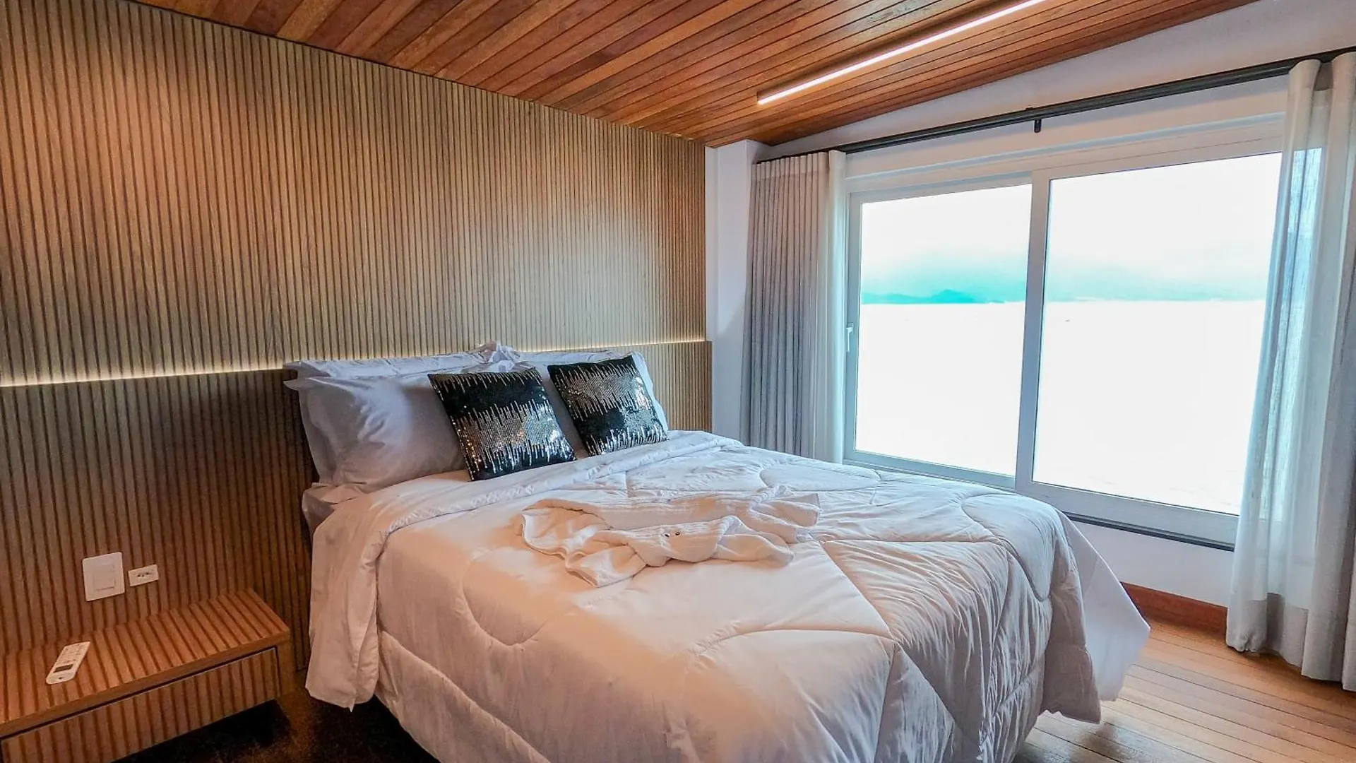 Casa A Beira-Mar, Com Spa E Vista Deslumbrante No Ribeirao Da Ilha Em Florianópolis 0*,  Brésil