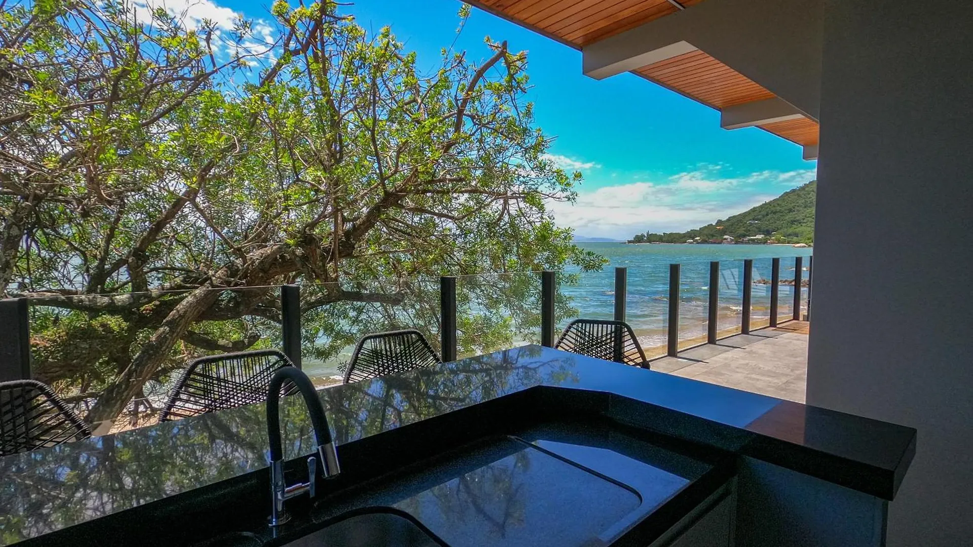 Holiday home Casa A Beira-Mar, Com Spa E Vista Deslumbrante No Ribeirao Da Ilha Em Florianopolis