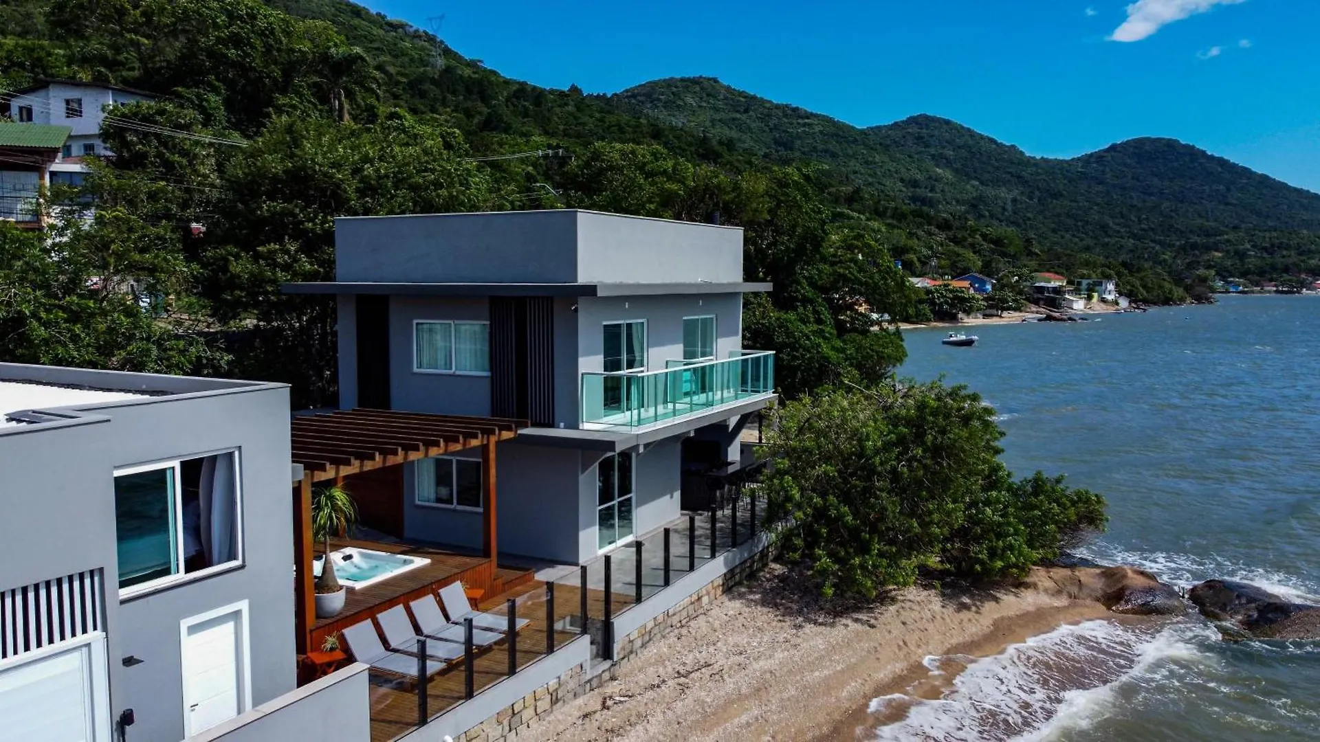 Holiday home Casa A Beira-Mar, Com Spa E Vista Deslumbrante No Ribeirao Da Ilha Em Florianopolis
