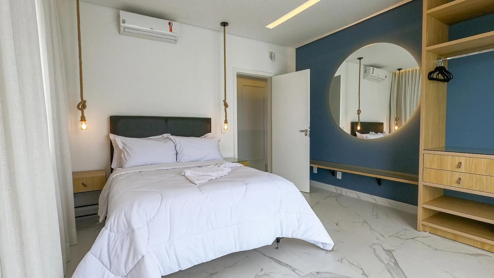 Casa A Beira-Mar, Com Spa E Vista Deslumbrante No Ribeirao Da Ilha Em Florianopolis